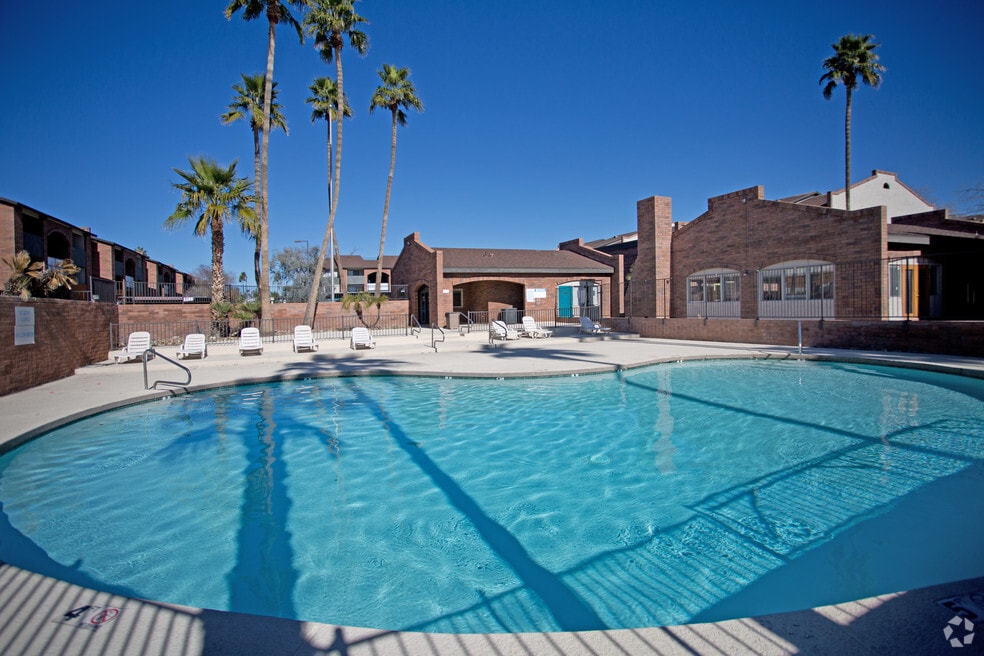 Resort on 27th, Phoenix, AZ 85017 - photo 1