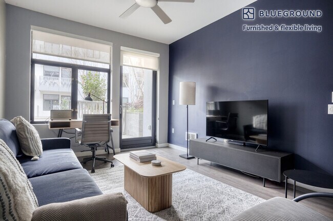 690 Long Bridge St unit FL3-ID25, San Francisco, CA 94158 - photo 2