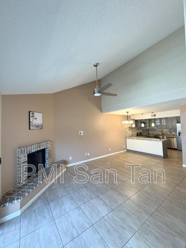 2127 E 10th St Unit 1, Tempe, AZ 85281