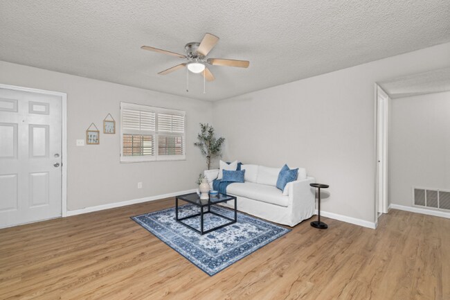 1607 Redbird Cove, Saint Louis, MO 63144 - photo 4