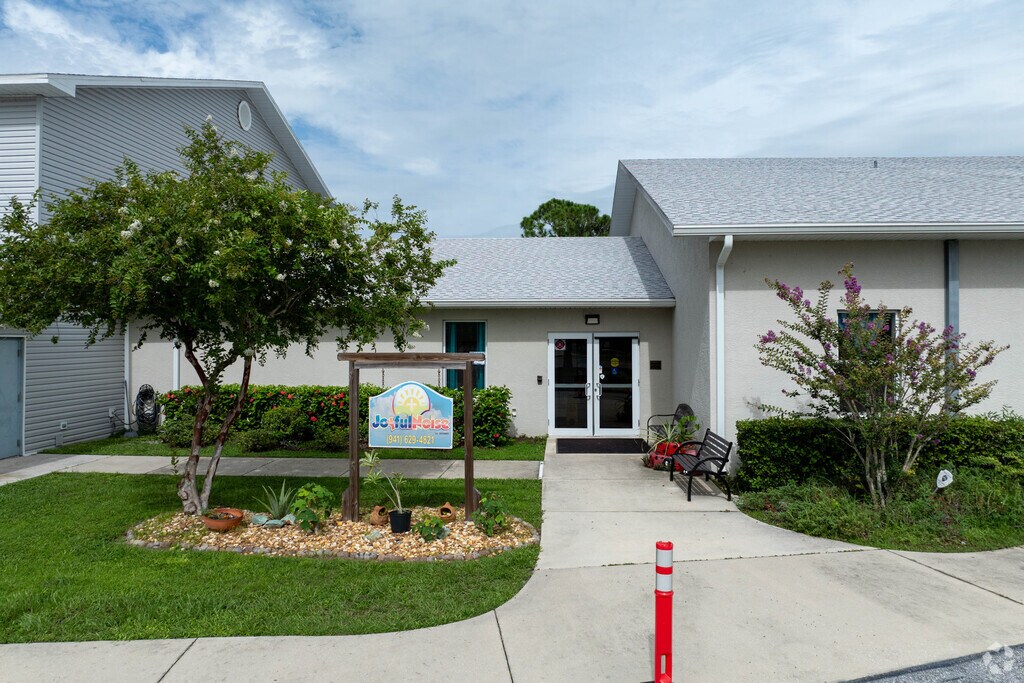 Joyful Noise Learning Center offers a christian based education to students.