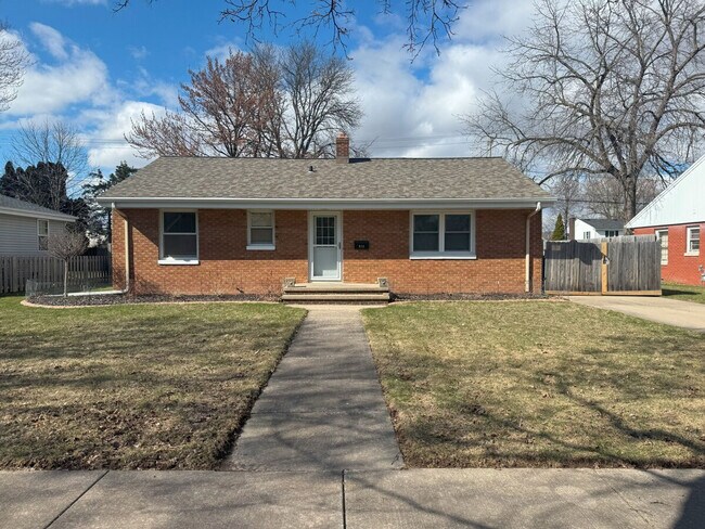 810 E Pershing St unit ID1296542P, Appleton, WI 54911 - photo 3