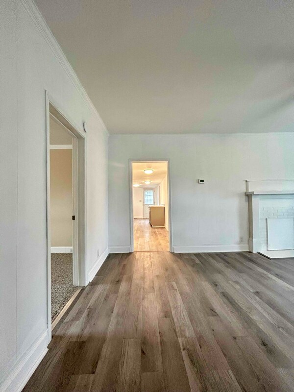 1404 Fieldcrest Rd, Eden, NC 27288 - photo 2