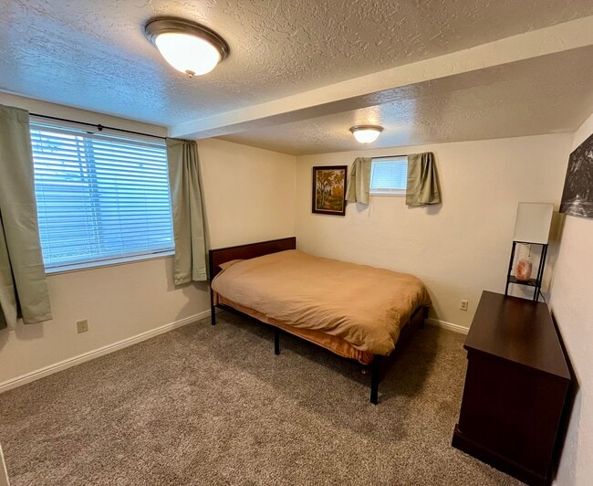 4676 S Ridgeline Dr unit 2, Ogden, UT 84405 - photo 3