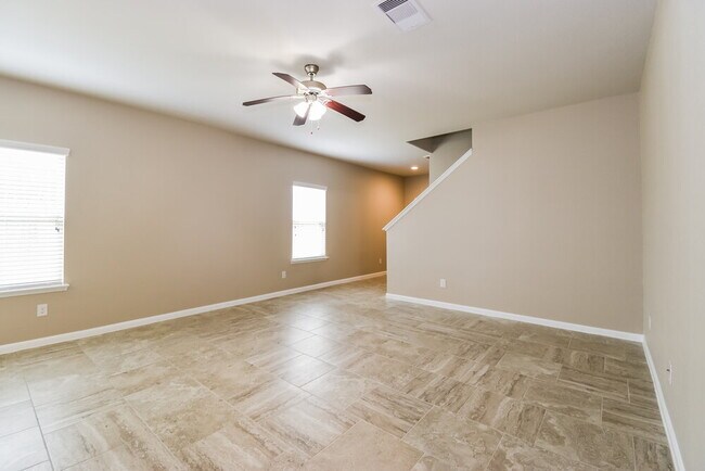 12115 City Trek Ln, Houston, TX 77047 - photo 6