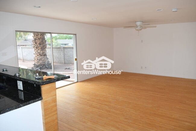 2111 E Oxford Dr, Tempe, AZ 85283 - photo 3