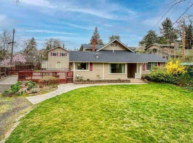 1428 Crown Ave unit ID1337823P, Medford, OR 97504 - photo 3