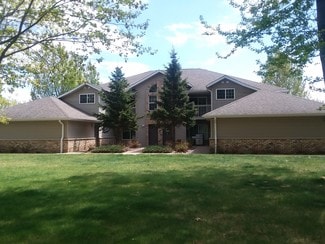 9890-9899 Morgan Oaks Dr, Minocqua, WI 54548