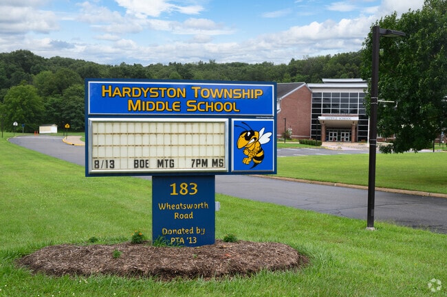 Hardyston Township Middle School