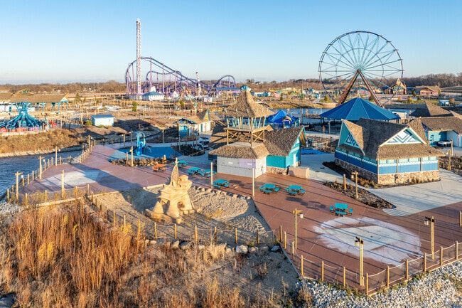 Lost Isle Amusement Park provides rides and games near Riverview.