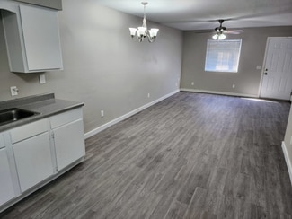 590 W 18th Ave Unit 4, Apache Junction, AZ 85120