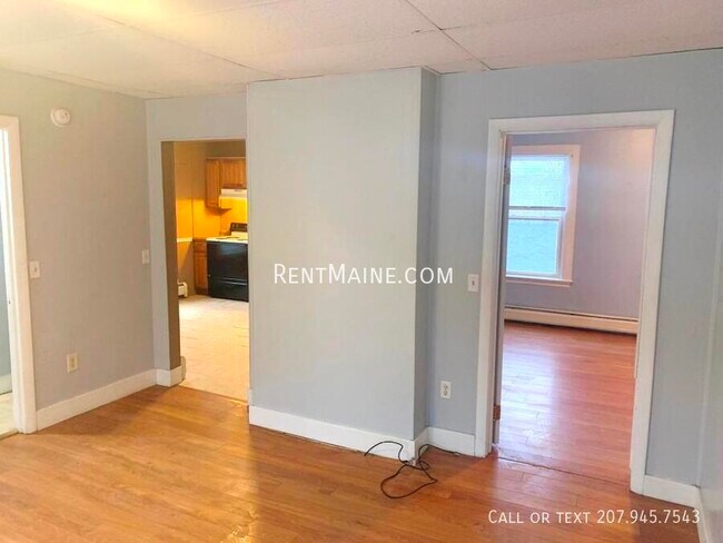 207 S Main St unit 2, Brewer, ME 04412 - photo 5