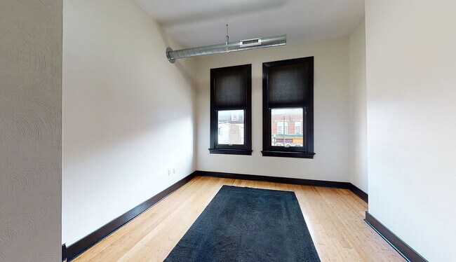 Landmark on Carson Apartments, Pittsburgh, PA 15203 - photo 7