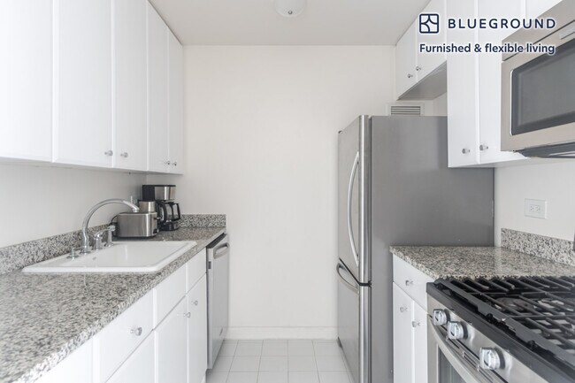 255 W 94th St unit FL10-ID1898, New York, NY 10025 - photo 7