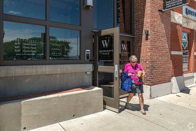 Germantown Hills residents can head to Downtown Peoria for additional shopping.