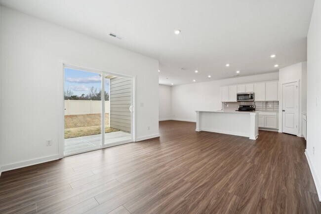 404 Vidette Dr, York, SC 29745 - photo 4