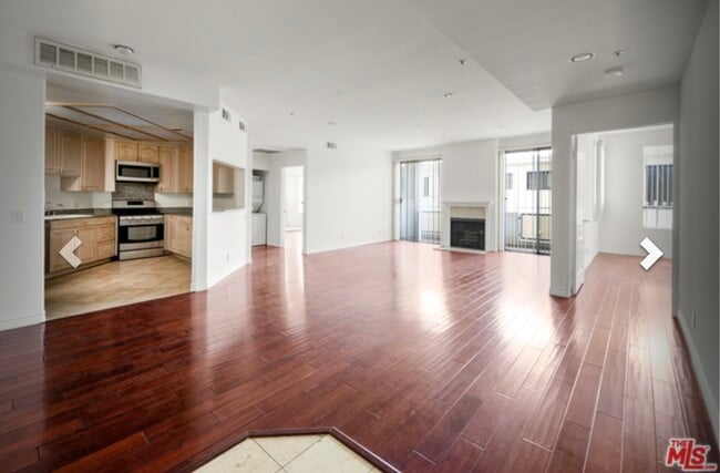 8349 Blackburn Ave unit 102, Los Angeles, CA 90048 - photo 3