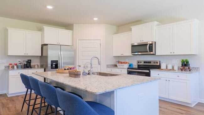 9 E Pecan St unit 36208773, Crawfordville, FL 32327 - photo 6