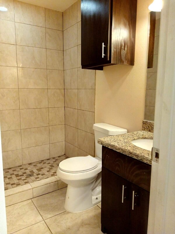 1302 Quitaca Dr unit B copy, Edinburg, TX 78541 - photo 5