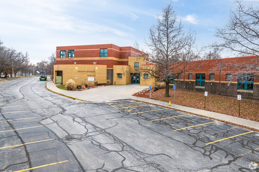 Banneker Elementary School staff strive to provide the best culture and environment each day.