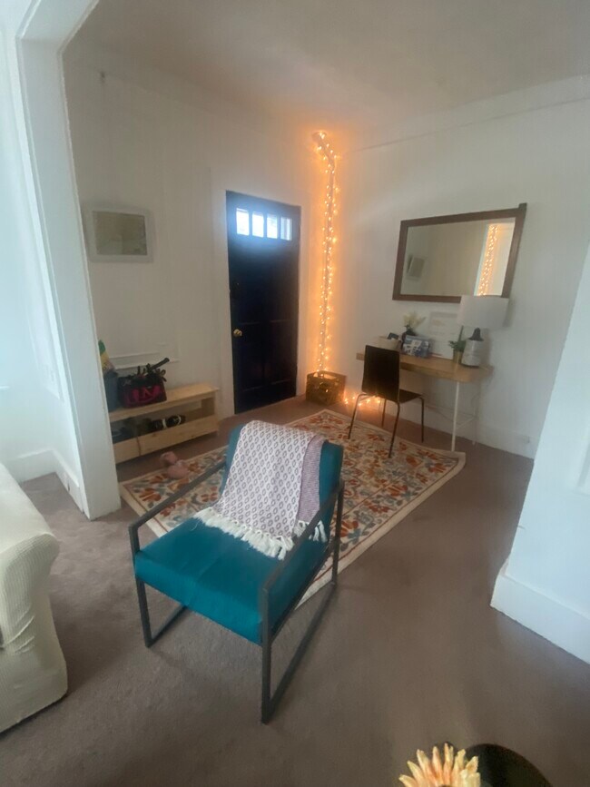 101 Hynes Ave unit 1, Groton, CT 06340 - photo 5