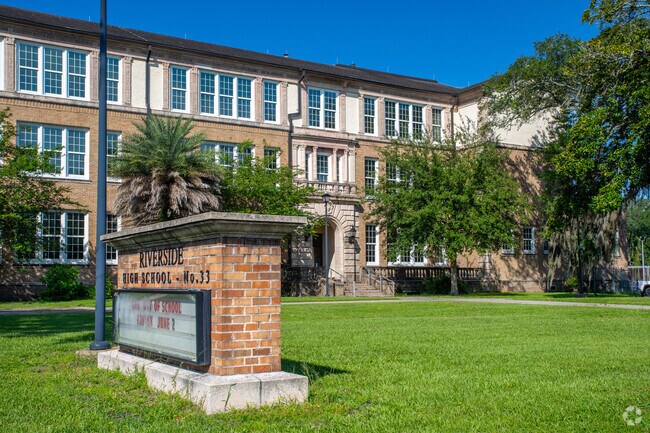 Students in the Riverside community can attend Riverside High School.