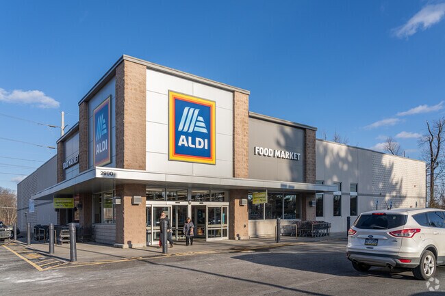 Some folks in Oaktree Hollow choose to do their shopping at Aldi for it's low prices and friendly service.