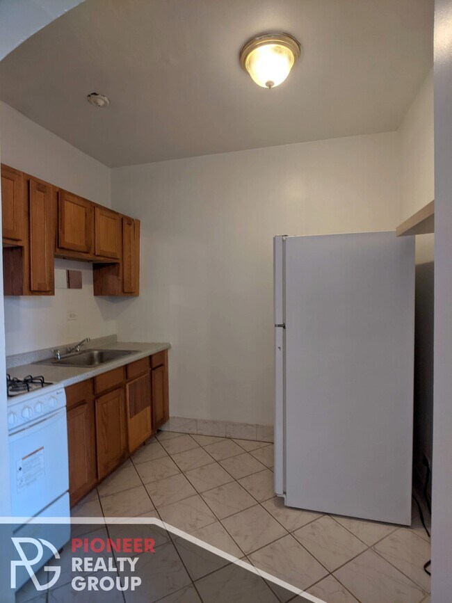 4857 N Damen Ave unit 4851-307, Chicago, IL 60625 - photo 4