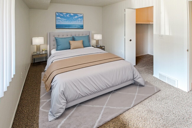 Pine Hill Apartments, Howell, MI 48843 - photo 2