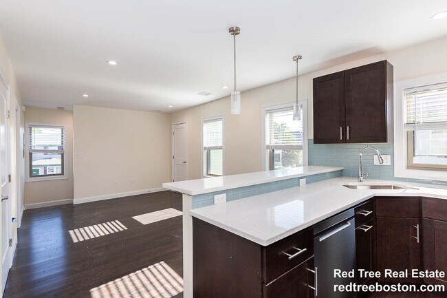 39 Harvard St unit 2, Medford, MA 02155 - photo 6