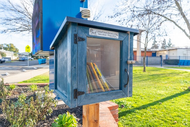 This little free library is located at Wheatland Elementary School.