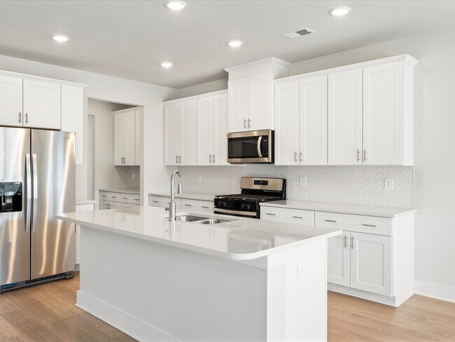 762 Treeline Rd, Moore, SC 29369 - photo 3