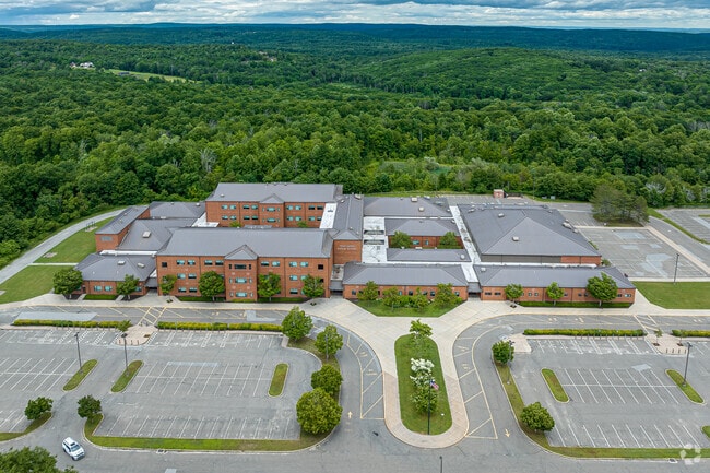 Forty one percent of Torrington Middle School students are proficient in reading.