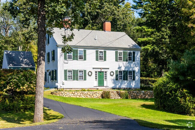 A picturesque Colonial Revival styled home in Nobscot.