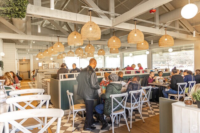 Greenfield's Honeyberry is always packed but it is so worth the wait.