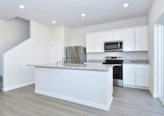 1557 Clark Ave St unit 36474221, Battle Ground, WA 98604 - photo 3