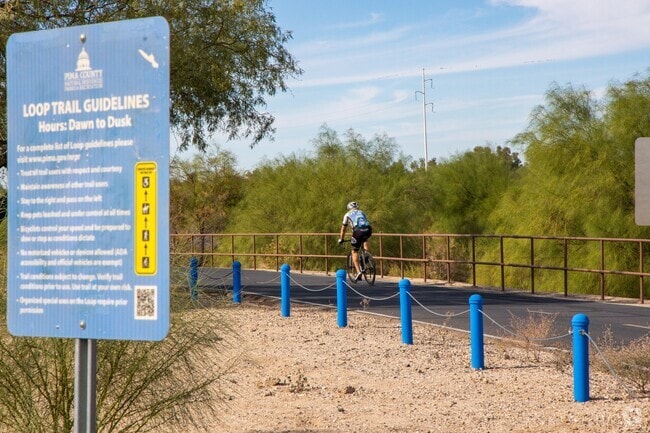 Many bike paths are in Casa Adobes Park for residents to enjoy nature and the outdoors.
