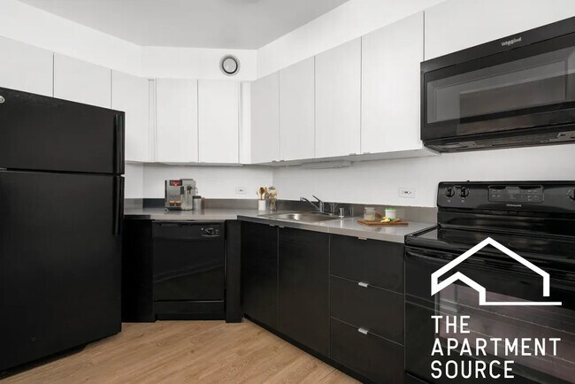 1111 N Dearborn St unit 1904, Chicago, IL 60610 - photo 2