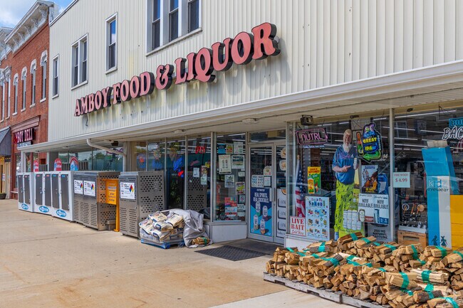 For groceries, locals head to Amboy Food & Liquor.