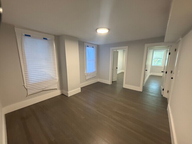 2 Cottage St unit 3b, Boston, MA 02127 - photo 5