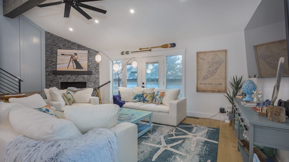 13 Dewberry Ln unit ID1316245P, Hilton Head Island, SC 29928 - photo 1