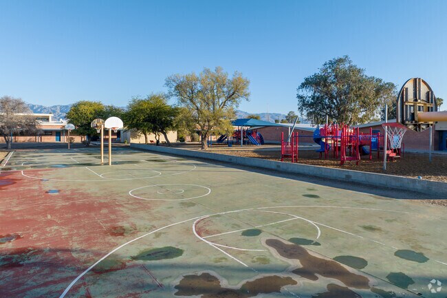 Students can enjoy large basketball courts at Booth-Fickett.