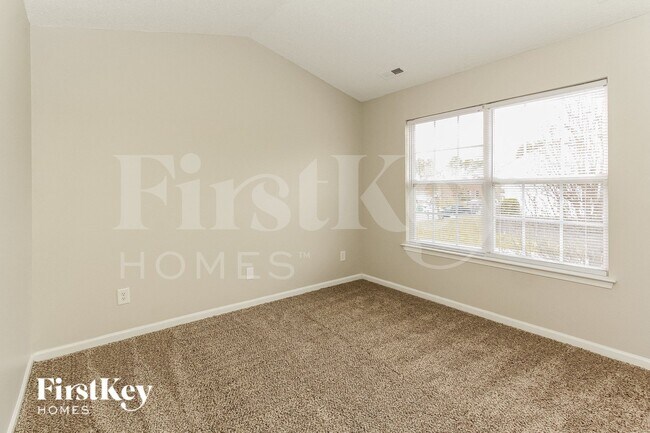 9849 Aviary Hill Way, Charlotte, NC 28214 - photo 7