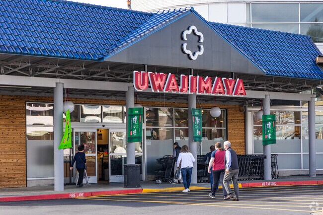 Uwajimaya provides Asian groceries and dining in Wilburton’s northeast.