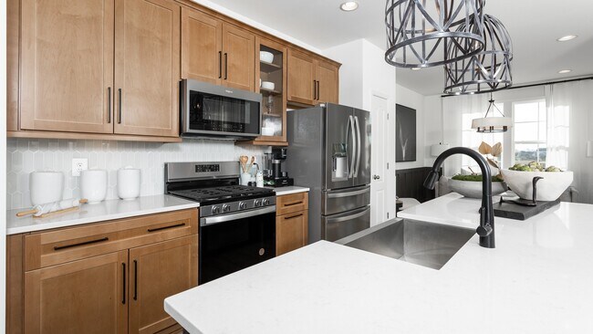 Homesite 520 Lord Fairfax St, Charles Town, WV 25414 - photo 2