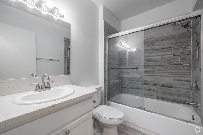 401 S Ardmore Ave, Los Angeles, CA 90020 - photo 6