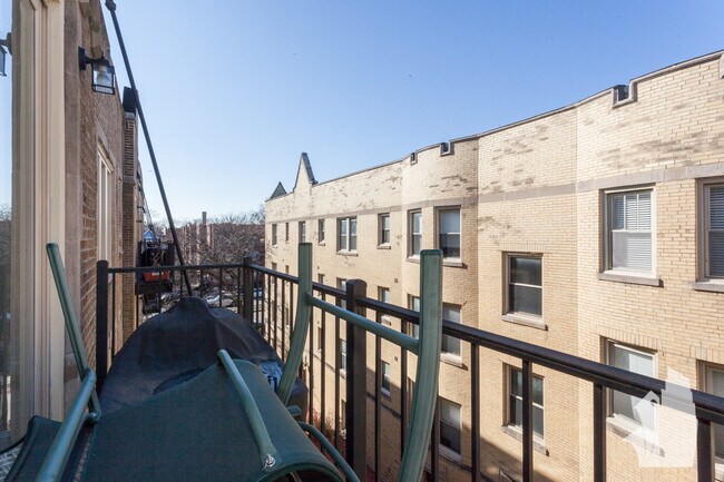 4837 N Ashland Ave unit 3, Chicago, IL 60640 - photo 7