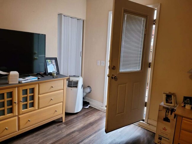 8580 Springtree Rd unit 1, Jacksonville, FL 32210 - photo 2