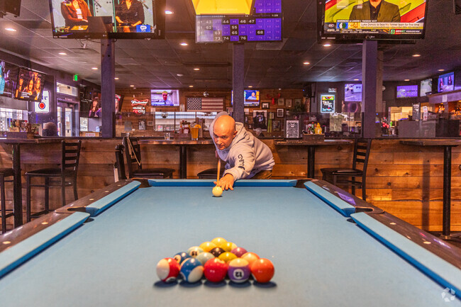 The Sandy River neighborhood has many entertainment options for residents.