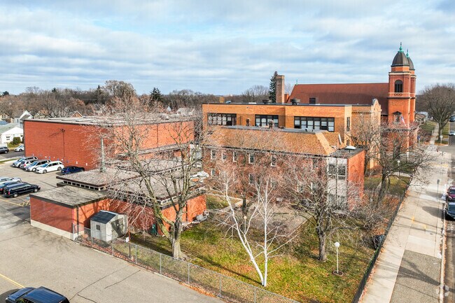 LIFE Prep School enrolls 81% economically disadvantaged students in St. Paul, MN.